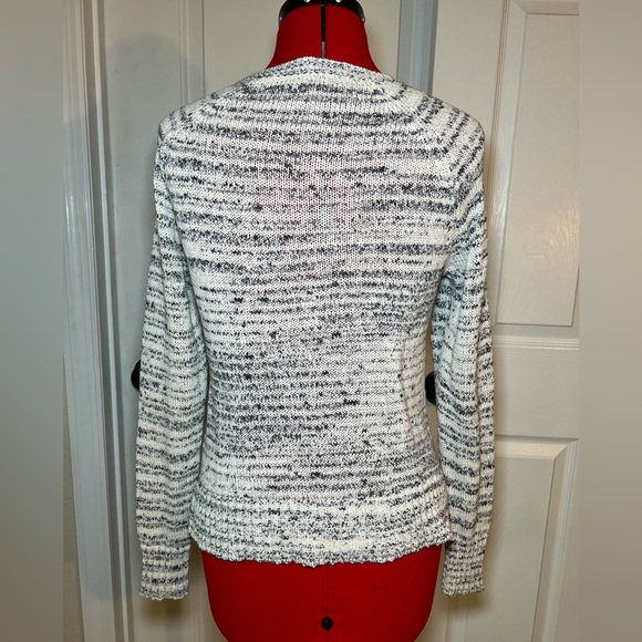 Eileen Fisher Marled V-Neck Lightweight Knit Long Sleeve Sweater - Picture 3 of 7